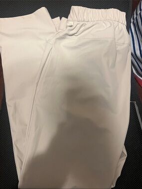 lululemon athletica Men's Off-White Elastic-Waist Performance Pants